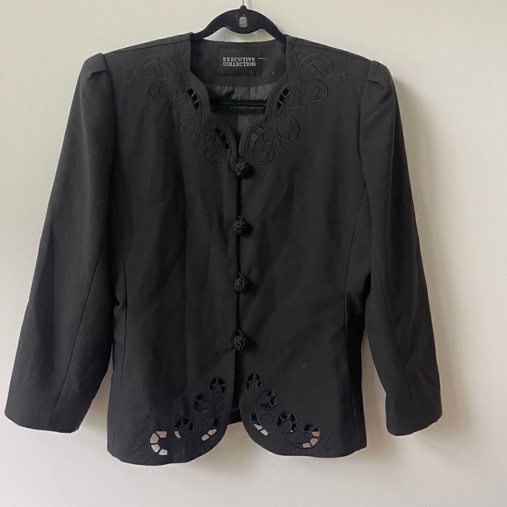 Executive Collection Women's Button-Front Eyelet Accent Black Long Sleeve Size L